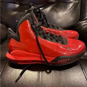 Vintage 2001 Nike Flight Men’s Size 8 Basketball Shoes